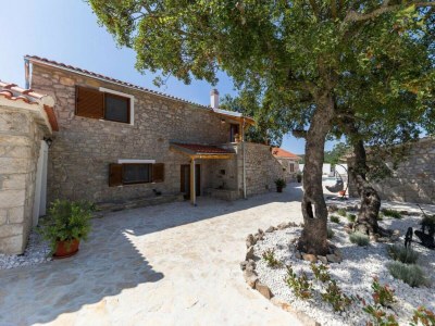 Villa Stone villa Marita with pool - Outdoor photo 4