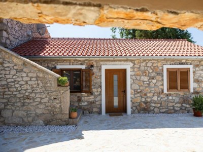 Villa Stone villa Marita with pool - Outdoor photo 11