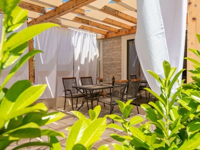 Apartment Studio Apartment Varos with shared pool - Outdoor photo 9