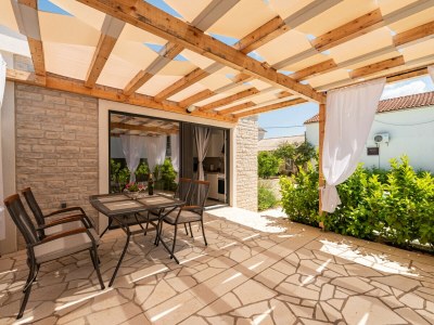 Apartment Studio Apartment Varos with shared pool - Outdoor photo 10