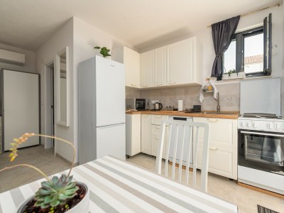 Apartment Studio Apartment Varos with shared pool - Features photo 27