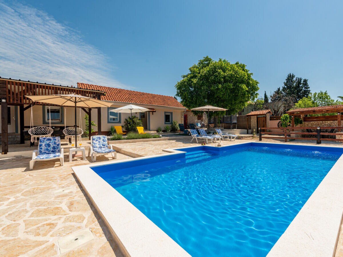 Holiday house Holiday Home Burgija