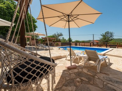 Holiday house Holiday Home Burgija - Outdoor photo 6