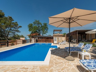 Holiday house Holiday Home Burgija - Outdoor photo 10