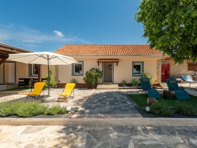 Holiday house Holiday Home Burgija - Outdoor photo 19