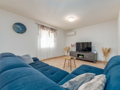 Holiday house Holiday Home Burgija - Features photo 44