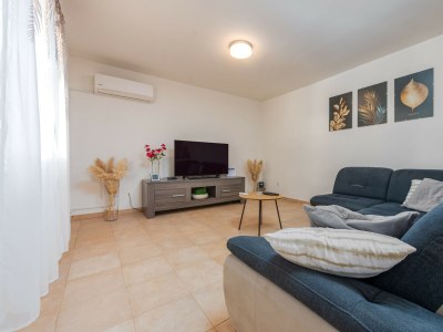 Holiday house Holiday Home Burgija - Features photo 46