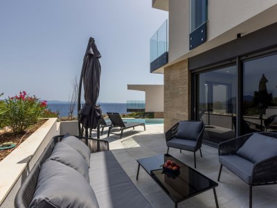 Villa Beachfront villa Luce with seaview and pool - Outdoor photo 11
