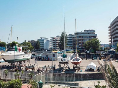 Apartment Escape in Central Cattolica - Environment photo 20