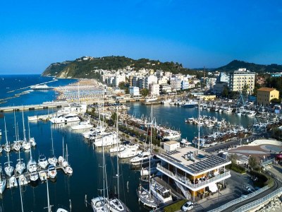 Apartment Escape in Central Cattolica - Environment photo 36