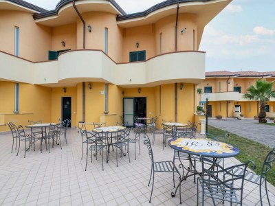 Villa Villa Steps from the Beach - Outdoor photo 8