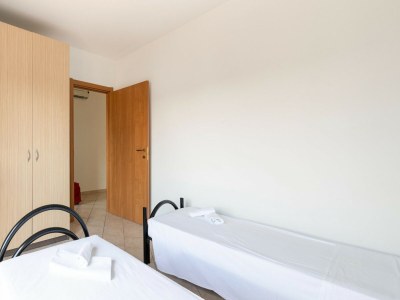 Villa Villa Steps from the Beach - Features photo 24