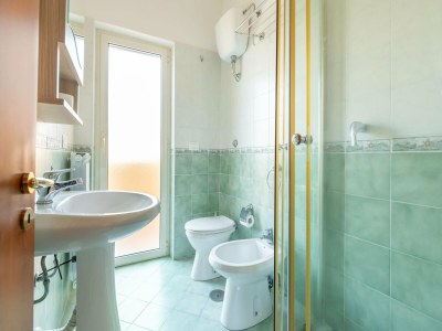 Villa Villa Steps from the Beach - Features photo 25