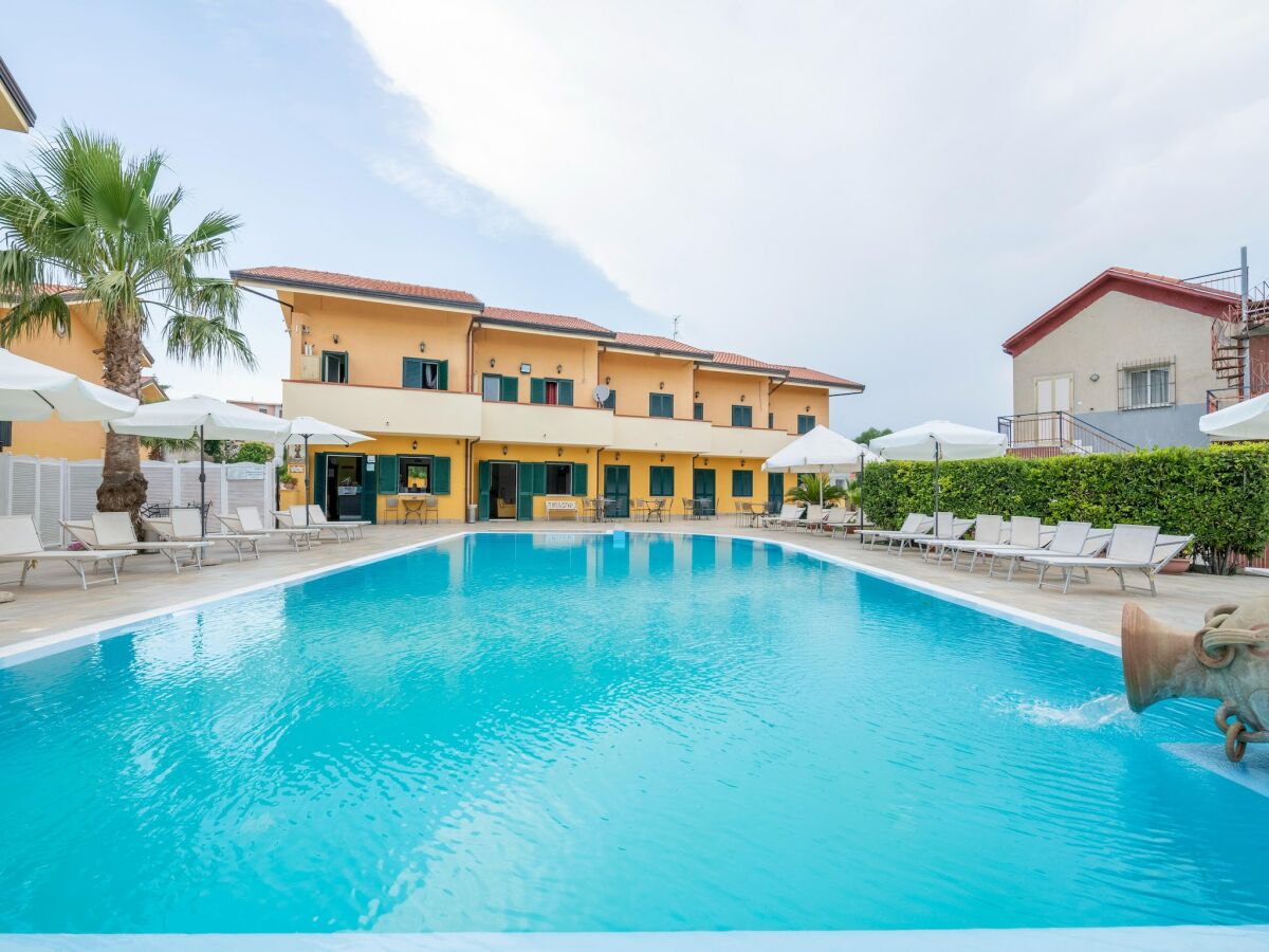 Villa Villa with Pool in Paestum