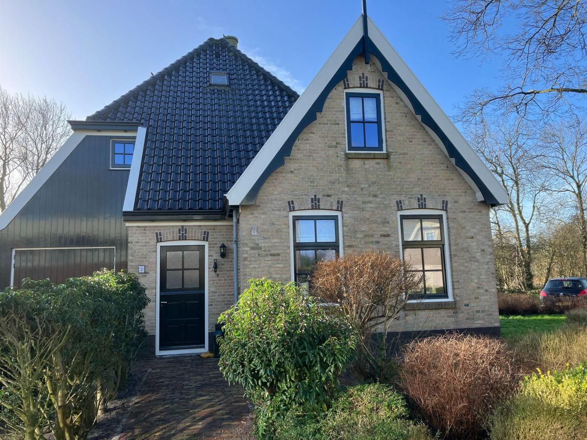 Holiday house Spacious holiday home close to the sea - Outdoor photo 4