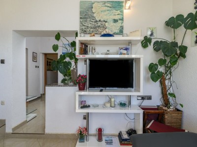 Apartment Apartment in Arbanija mit Sprudelbad - Features photo 16