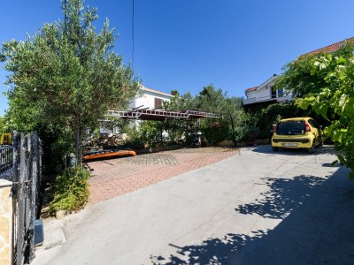 Apartment Apartment in Arbanija mit Sprudelbad - Outdoor photo 27