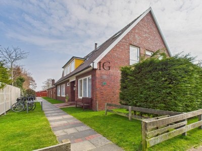 Holiday apartment Ferienwohnung Gorch Fock 18 - Outdoor photo 2