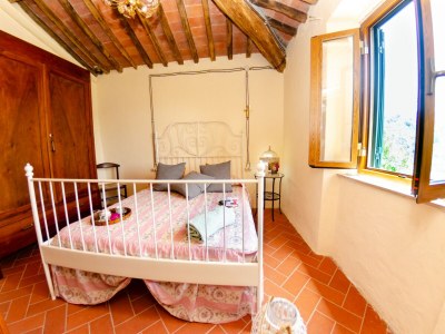 Apartment Cottage in San Marcello with Pool and Charm - Features photo 15