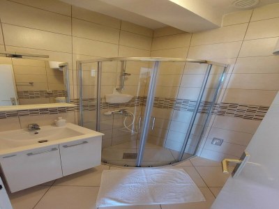 Apartment Apartments Matea - Two-Bedroom Apartment with Sea View and Balcony  - (Štikovica) - Features photo 8