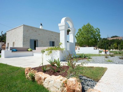 Holiday house Turmhaus in Apulien mit Pool und Charme - Outdoor photo 7