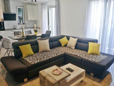 Holiday park Holiday Home Maslenica with Sea View Pool in Maslenica - Holiday park