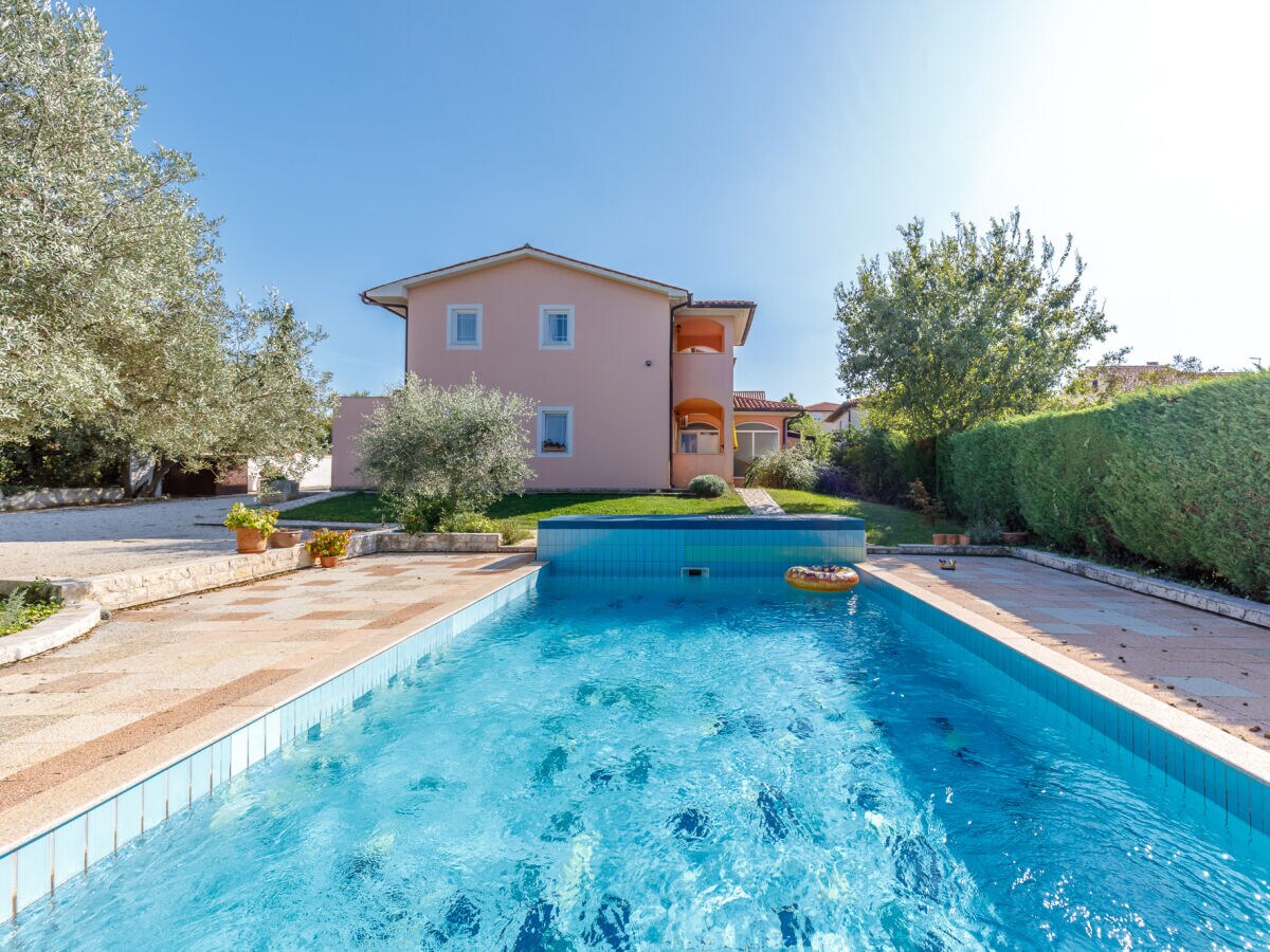 Holiday apartment At the Swimming Pool Villa Brioni 2 - Outdoor photo 2