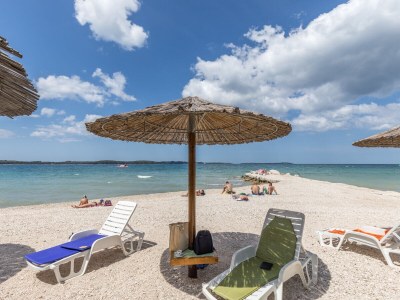 Holiday apartment At the Swimming Pool Villa Brioni 2 - Environment photo 18