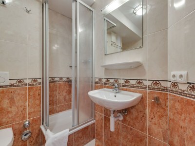 Chalet Chalet in Saalbach near Ski Lift - Features photo 9