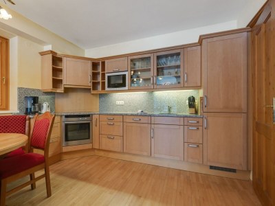 Chalet Chalet in Saalbach near Ski Lift - Features photo 14