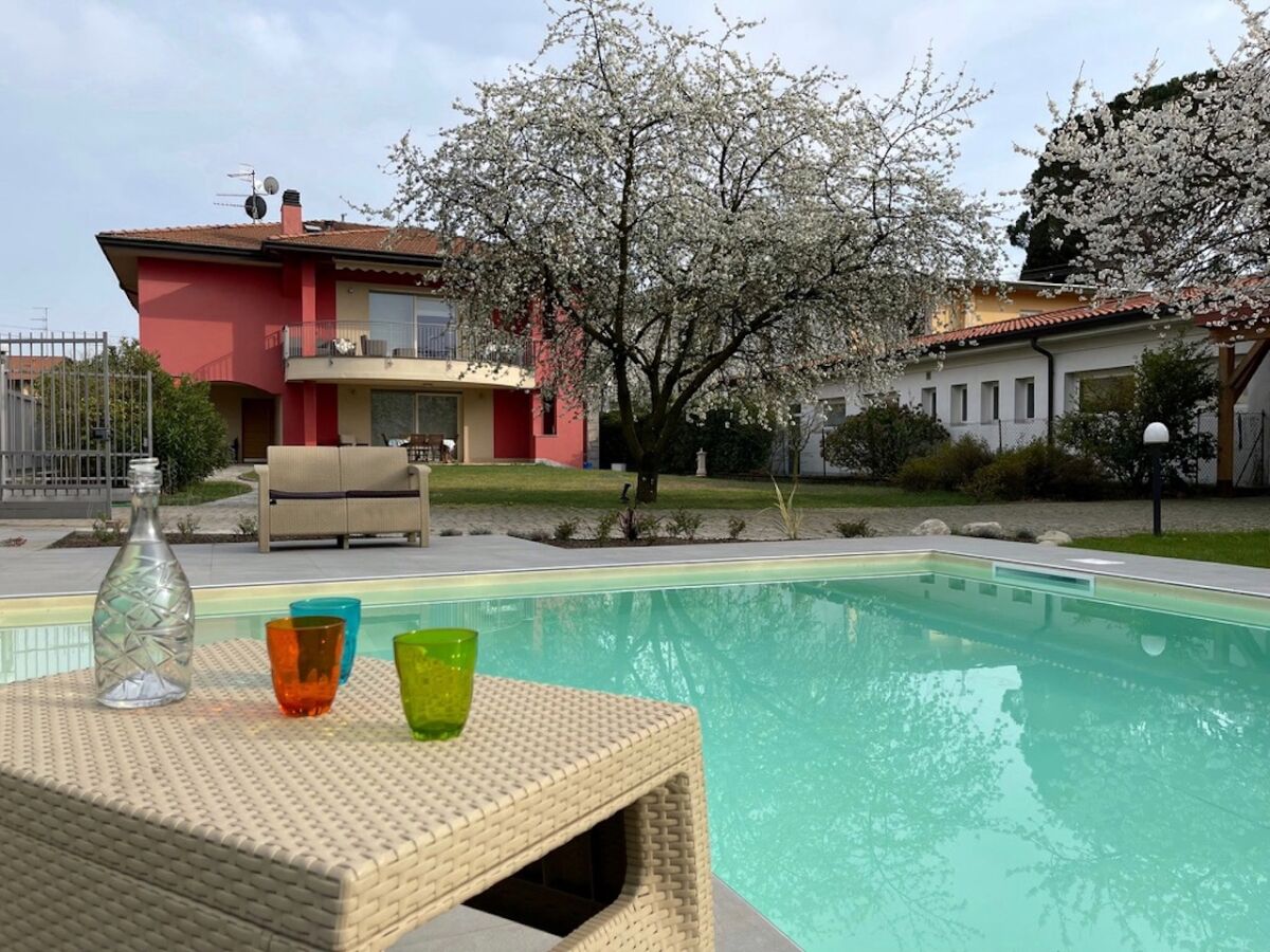 B&B La Casa Rossa - Gavirate - Outdoor photo 3