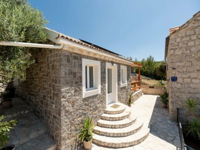 Holiday house Stone House Prapatna-Two Bedroom Holiday Home with Swimming Pool - Outdoor photo 2