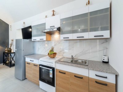 Holiday house Stone House Prapatna-Two Bedroom Holiday Home with Swimming Pool - Features photo 18