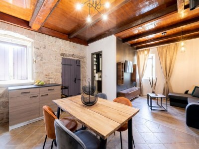 Holiday house Stone House Prapatna-Two Bedroom Holiday Home with Swimming Pool - Features photo 24