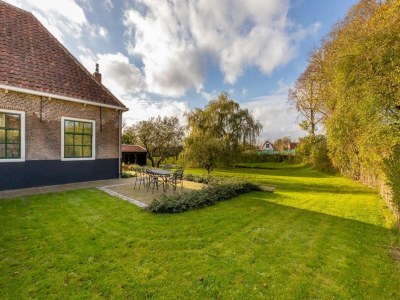 Farmhouse Haus in Zeeland mit Garten für 6 Von Belvilla - Outdoor photo 8
