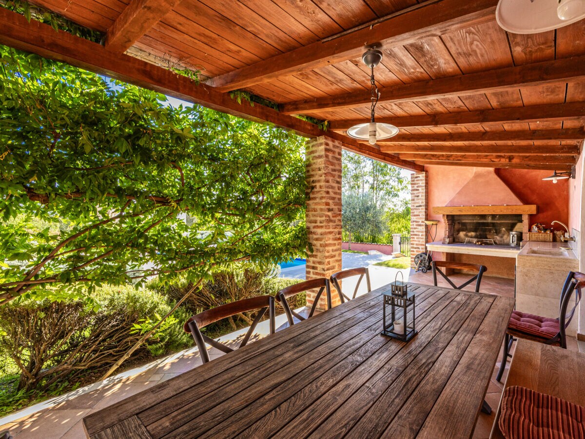 Villa Villa Maddalena with private pool in Tinjan, Istra - Outdoor photo 3