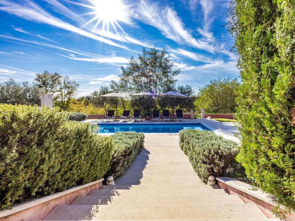 Villa Villa Maddalena with private pool in Tinjan, Istra - Outdoor photo 4