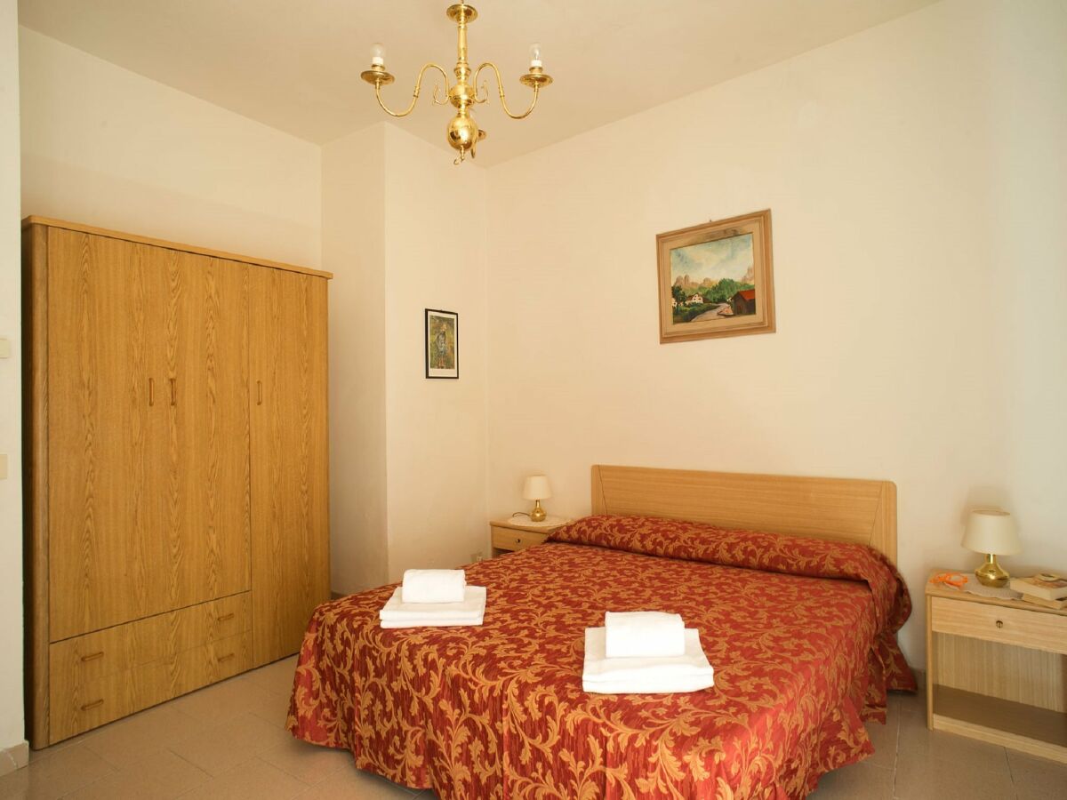 Apartment Holiday Home in Chianti with Pool & Garden - Features photo 5