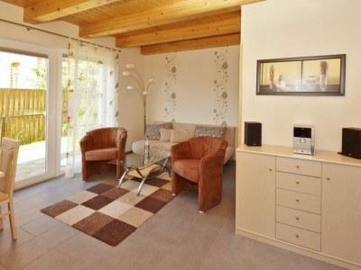 Holiday apartment Ferienhaus Schultz mit 2 Ferienwohnungen in Ahlbeck (Seebad) - Holiday apartment