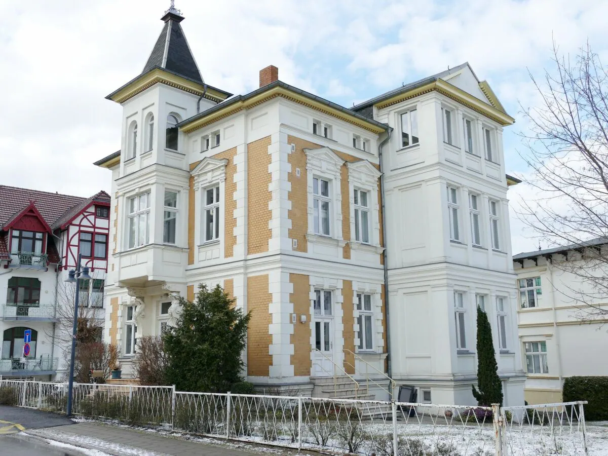 Holiday apartment Ferienwohnungen in liebevoll restaurierter Villa