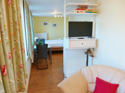 Holiday apartment Ferienwohnungen Kaiserstraße - Features photo 8