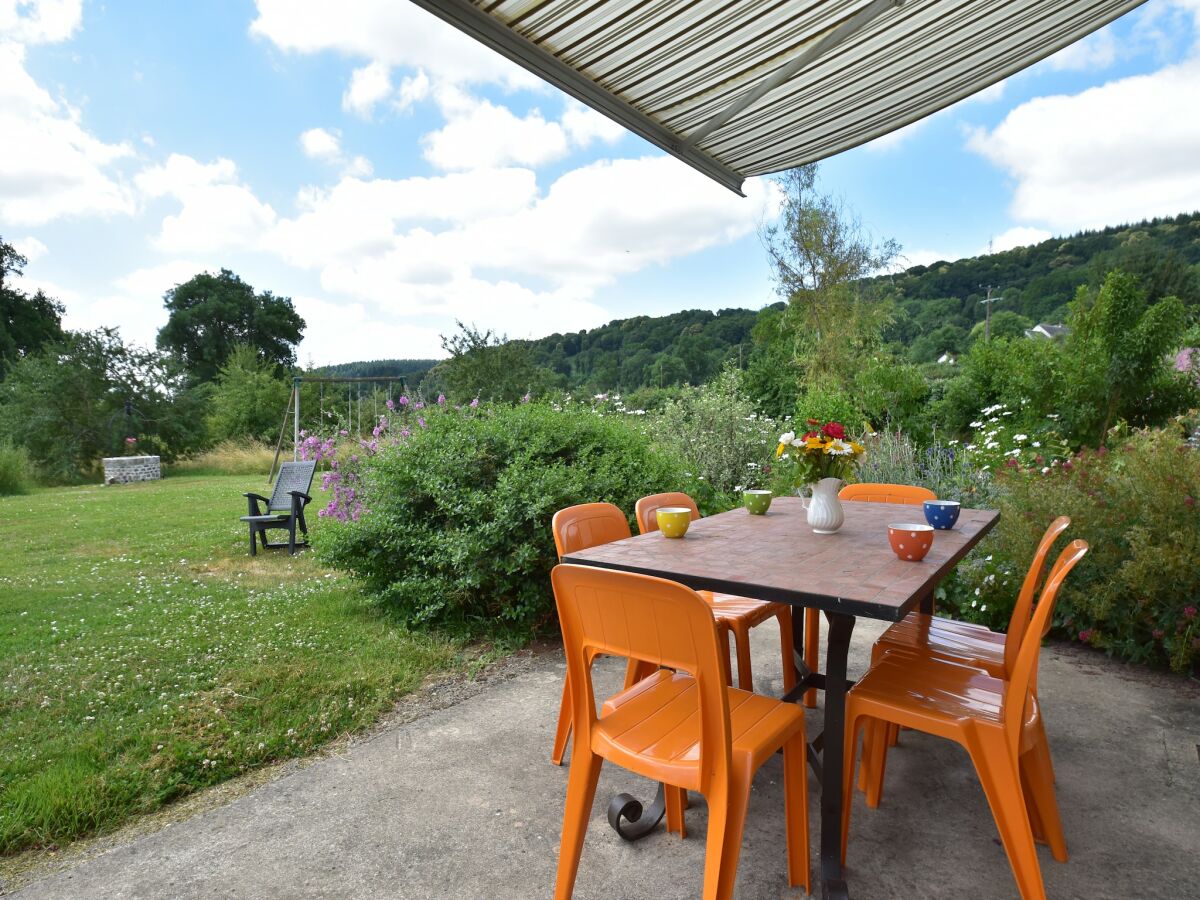 Holiday house Ferienhaus in Crux-la-Ville am See - Outdoor photo 2