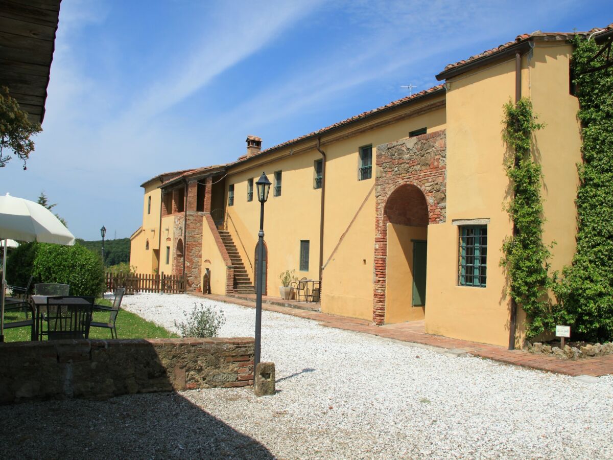 Farmhouse Wohnung zwischen Pisa und Livorno