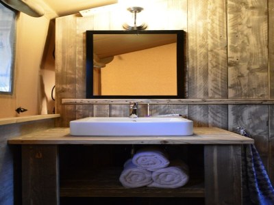 Holiday park Safari tent in 's-Gravenzande - Features photo 10