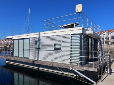House boat Hausboot in Boltenhagen - Outdoor photo 10