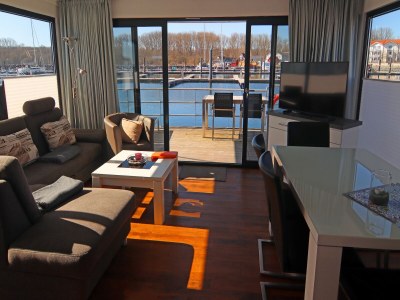 House boat Hausboot in Boltenhagen - Features photo 26
