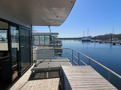 House boat Hausboot in Boltenhagen - Outdoor photo 9