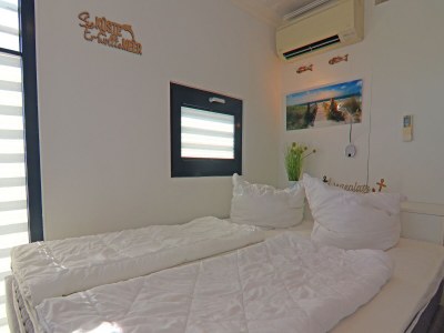 House boat Hausboot in Boltenhagen - Features photo 17