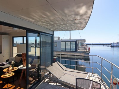 House boat Hausboot in Boltenhagen - Outdoor photo 8