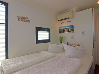 House boat Hausboot in Boltenhagen - Features photo 20